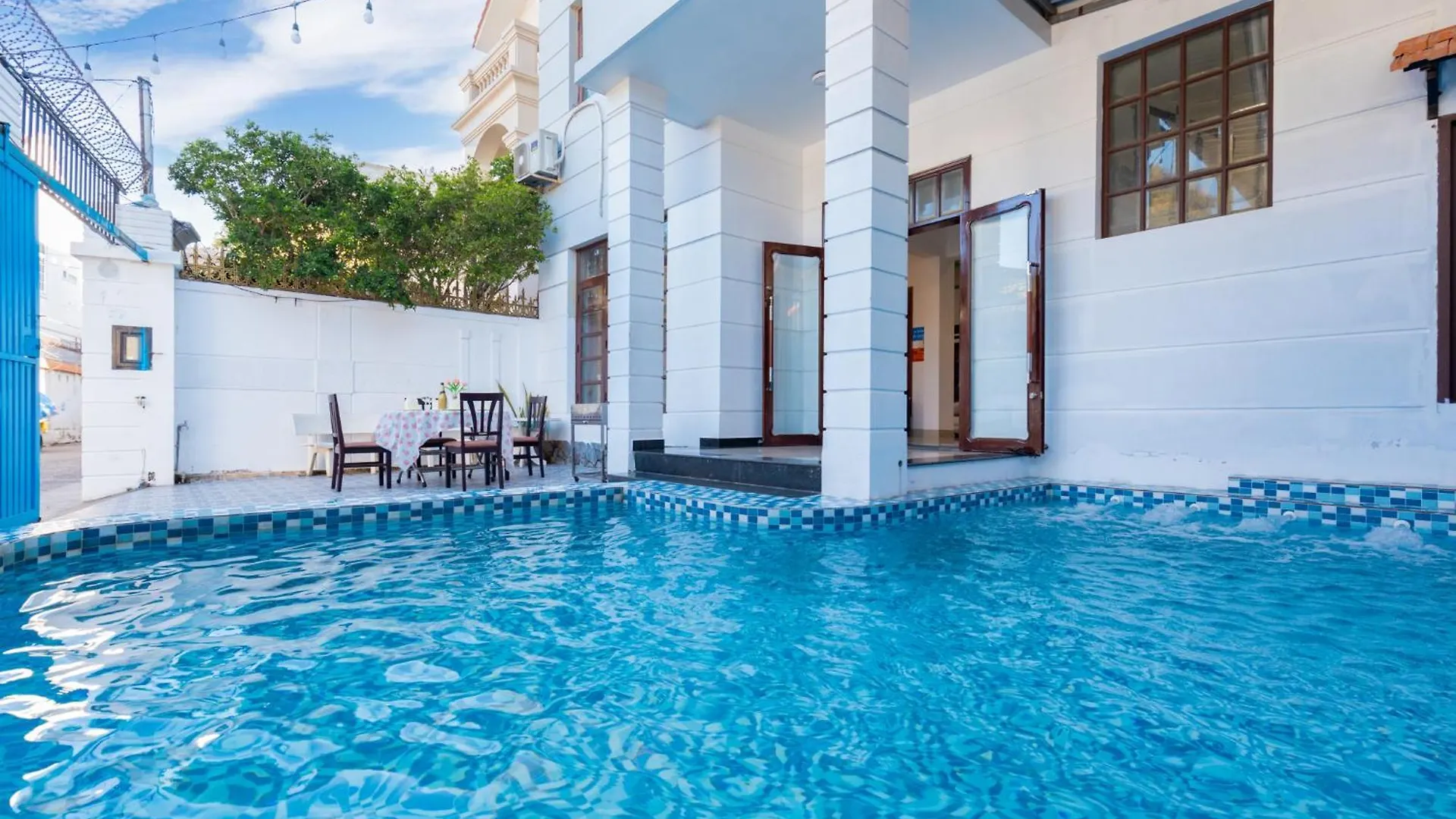 Villa Ho Boi 47 - Gan Bien Bai Sau - Phong Khach Co May Lanh Vung Tau Vietnam