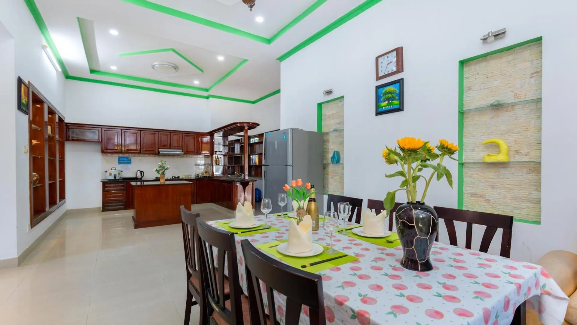 Villa Ho Boi 47 - Gan Bien Bai Sau - Phong Khach Co May Lanh Vung Tau Vietnam